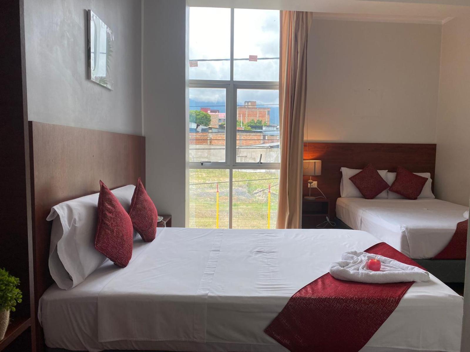 Hotel La Palmera De Oro Тарапото Екстериор снимка