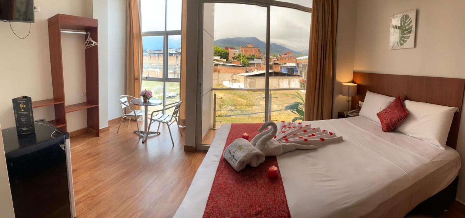 Hotel La Palmera De Oro Тарапото Екстериор снимка